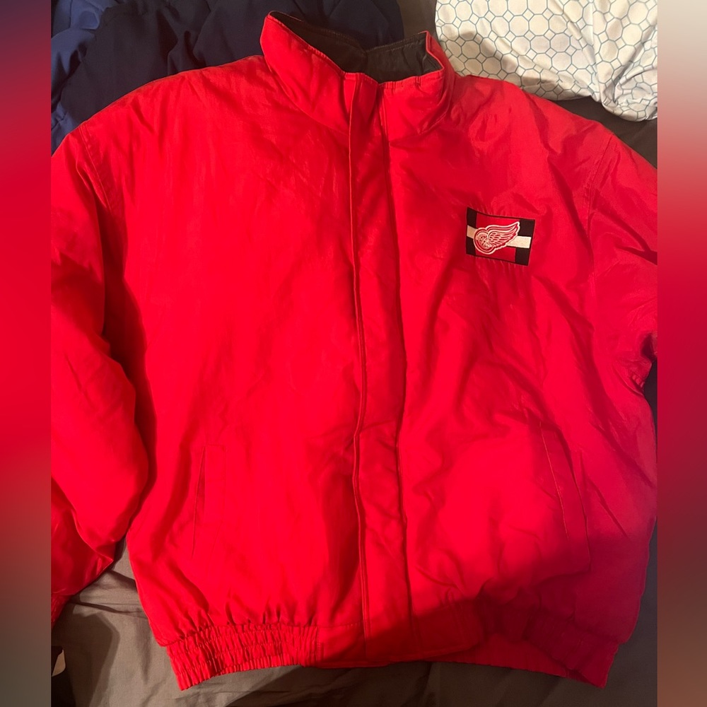 Logo 7 Detroit Red Wings red puffer Jacket